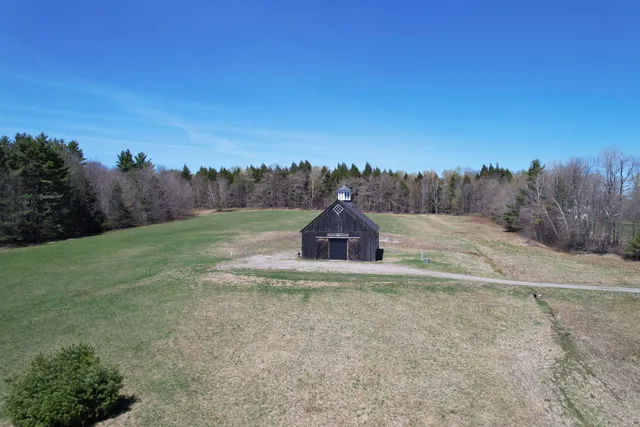 $549,000 | 111 Jockey Hollow Road, Dover, VT 05341