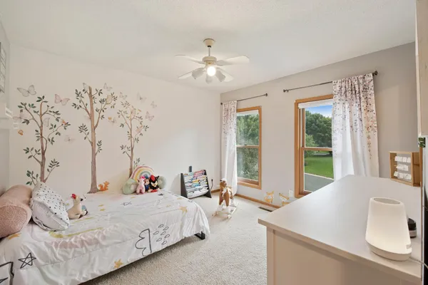 $515,000 | 1389 Camelback Drive, Eagan, MN 55123