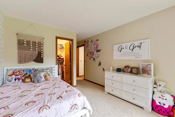 $515,000 | 1389 Camelback Drive, Eagan, MN 55123