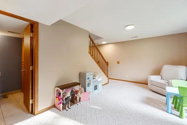 $515,000 | 1389 Camelback Drive, Eagan, MN 55123
