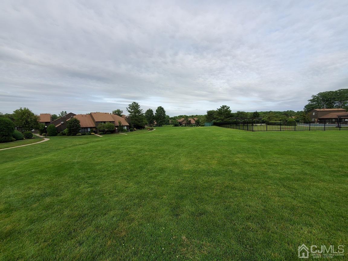 175 Westgate Drive Edison, NJ 08820 - Photo 18 of 43