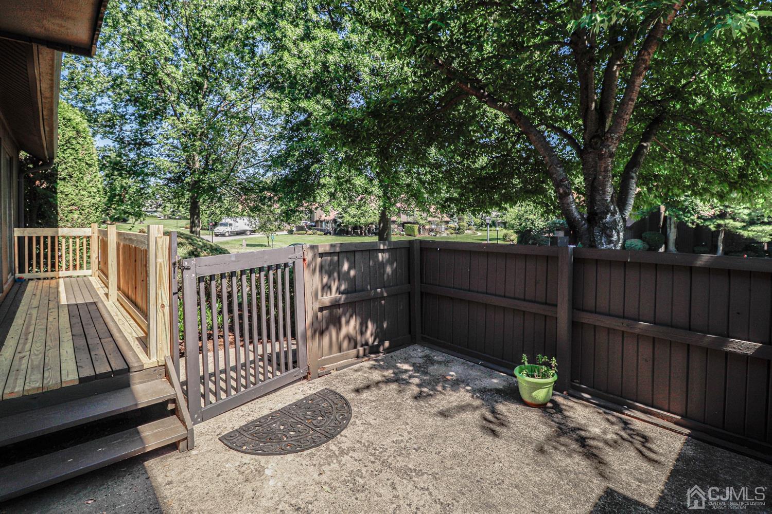 175 Westgate Drive Edison, NJ 08820 - Photo 36 of 43