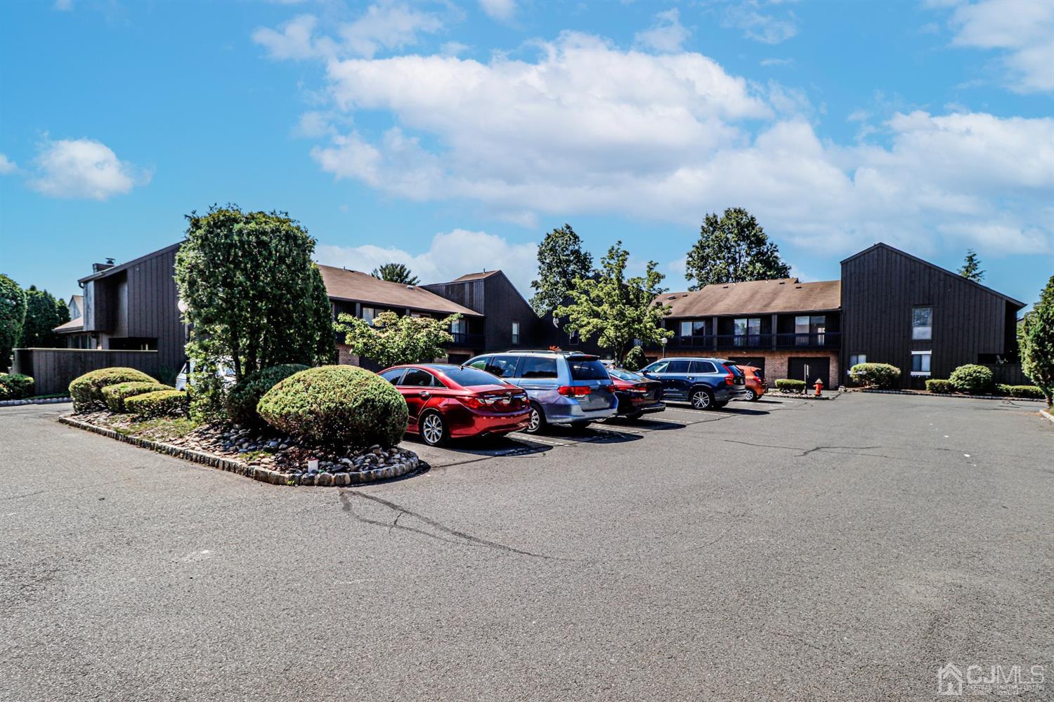 175 Westgate Drive Edison, NJ 08820 - Photo 42 of 43