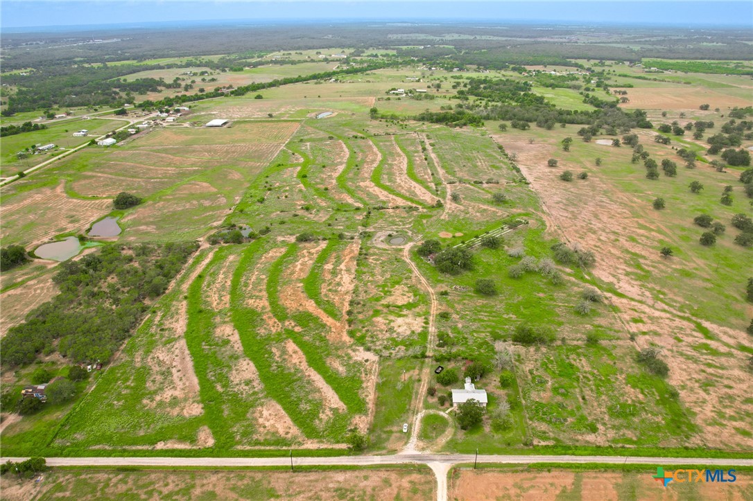 430 Watts Road Kingsbury, TX 78638 - Photo 8 of 29