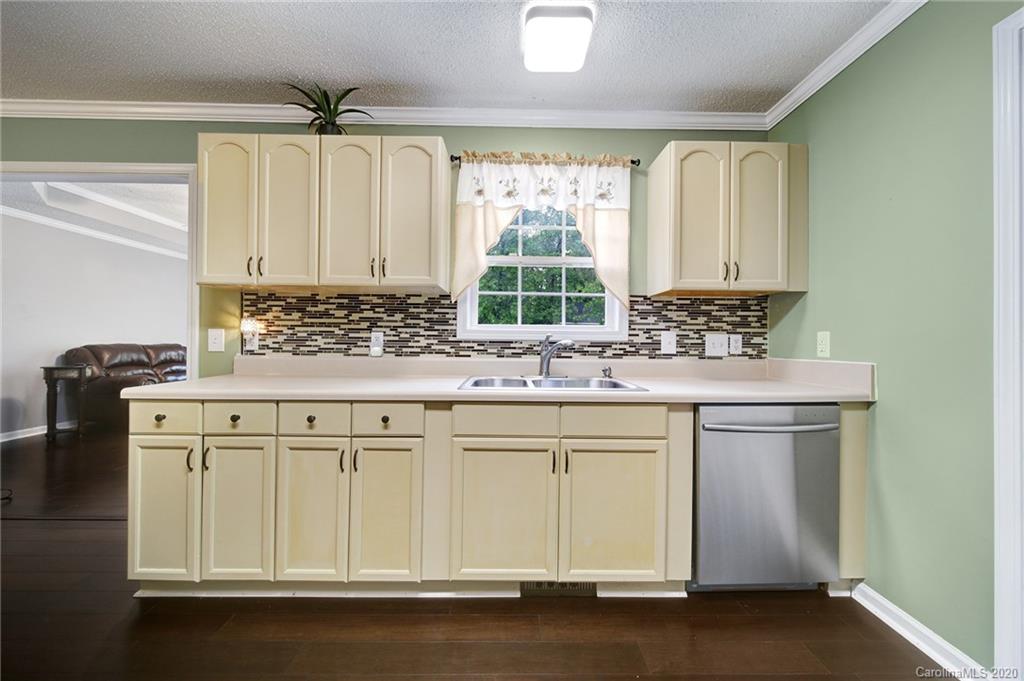 311 Rolling Ridge Road Rock Hill, SC 29730 - Photo 9 of 29 Gallery Image 9