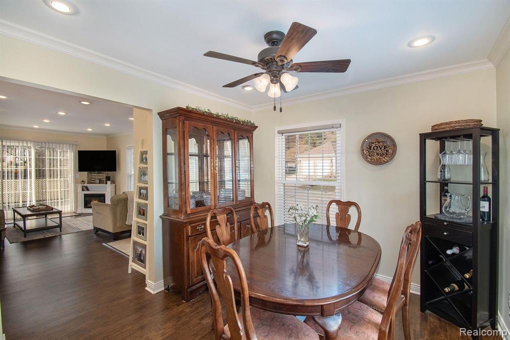 1366 Crescent Lane Rochester Hills, MI 48306 - Photo 9 of 30