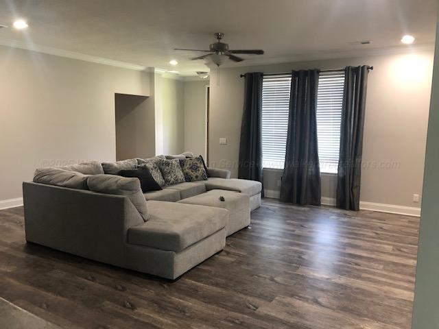 59 Victoria Road Nauvoo, AL 35578 - Photo 5 of 23 Side view of living rm