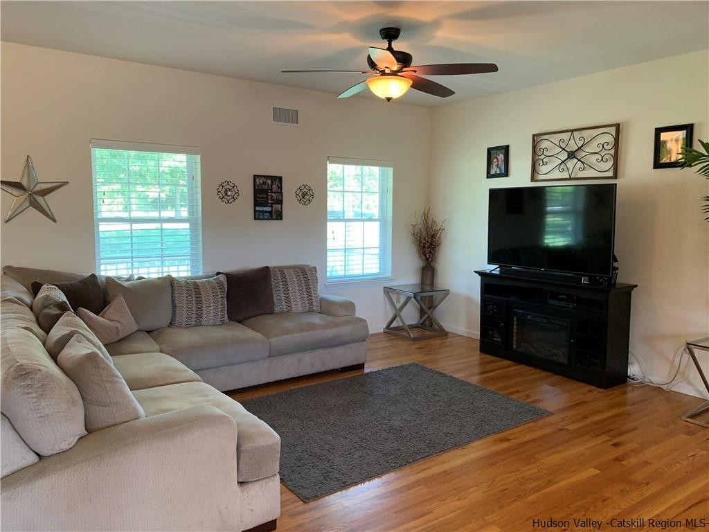 294 Forest Road Wallkill, NY 12589 - Photo 12 of 29 Photo 12