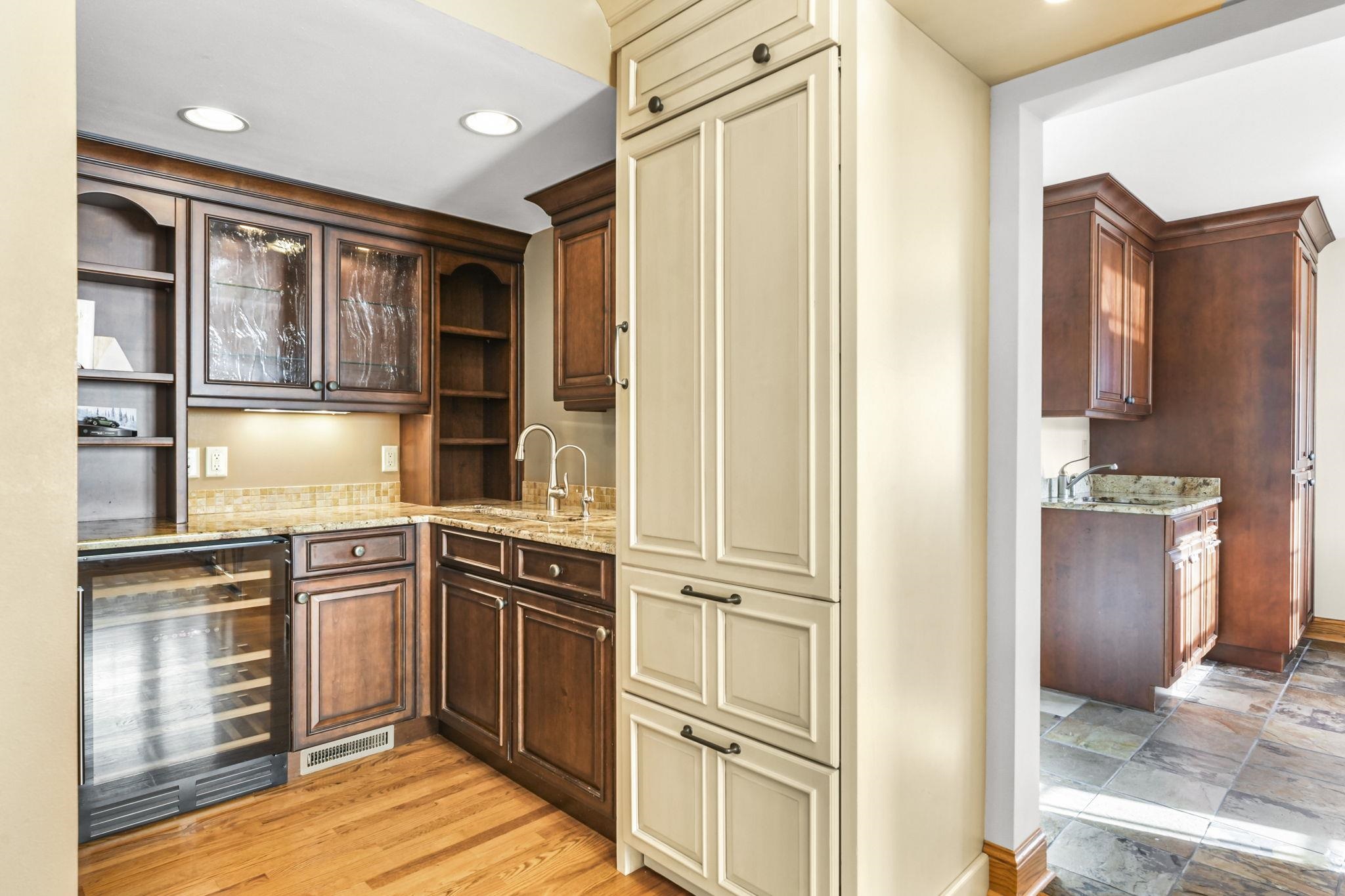 948 Timber Ridge Drive Oregon, WI 53575 - Photo 11 of 77