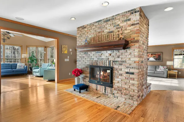 $950,000 | 948 Timber Ridge Drive, Oregon, WI 53575