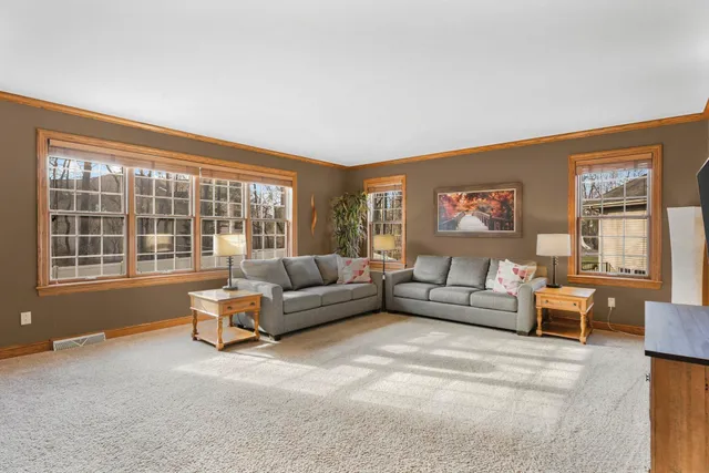 $950,000 | 948 Timber Ridge Drive, Oregon, WI 53575