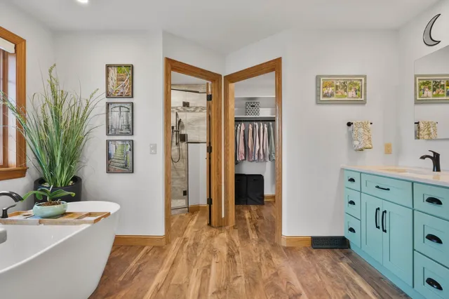 $950,000 | 948 Timber Ridge Drive, Oregon, WI 53575