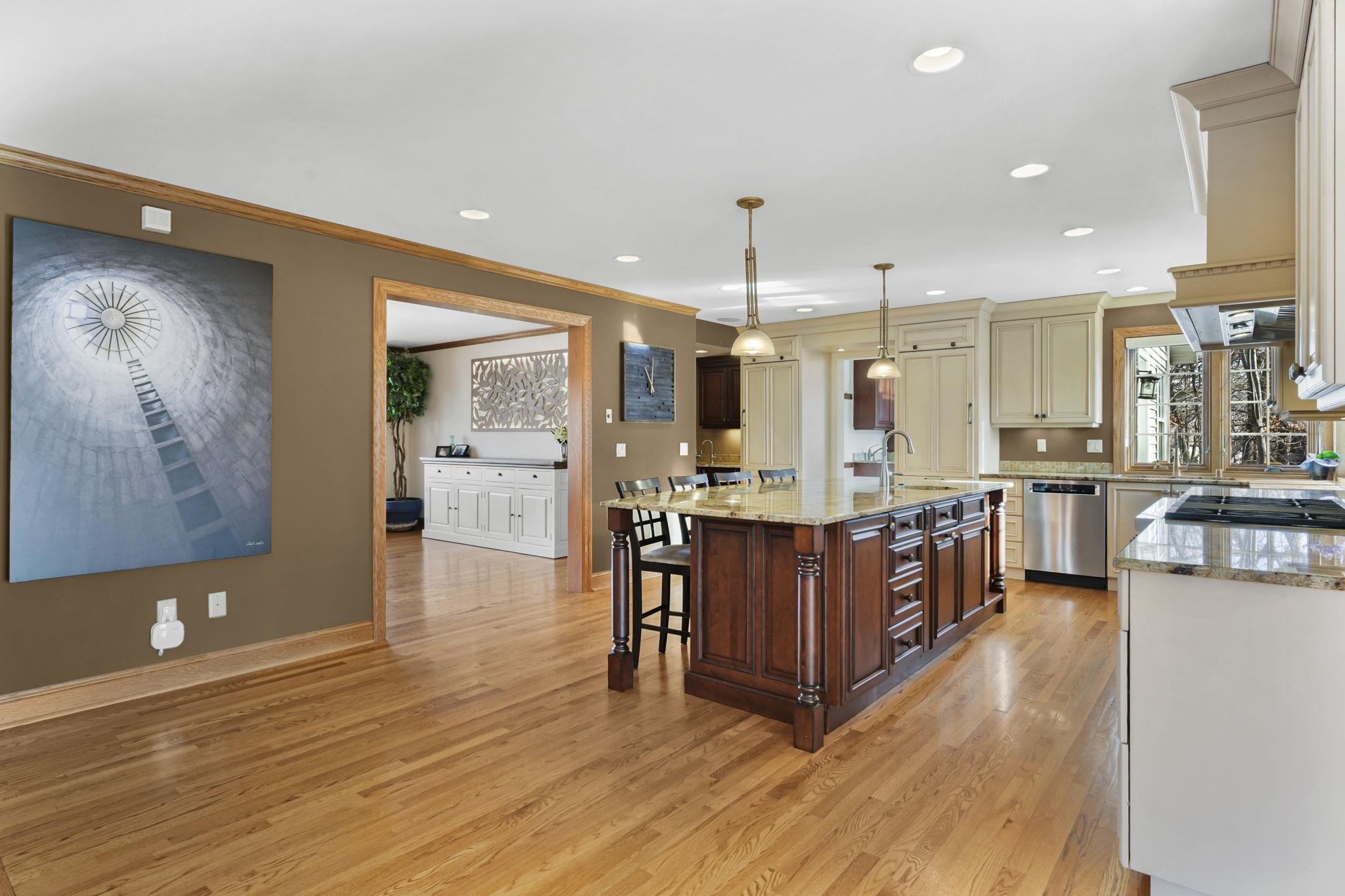 948 Timber Ridge Drive Oregon, WI 53575 - Photo 9 of 77