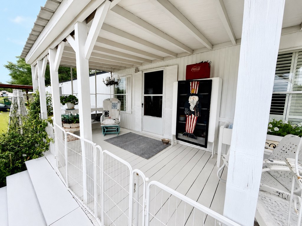 151 Clover Street Gordon, AL 36343 - Photo 7 of 40