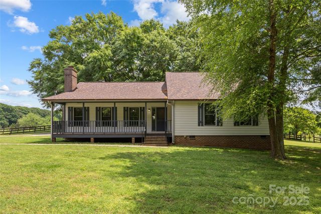 $980,000 | 5200 Winding Lane, Indian Trail, NC 28079