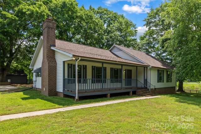 $980,000 | 5200 Winding Lane, Indian Trail, NC 28079