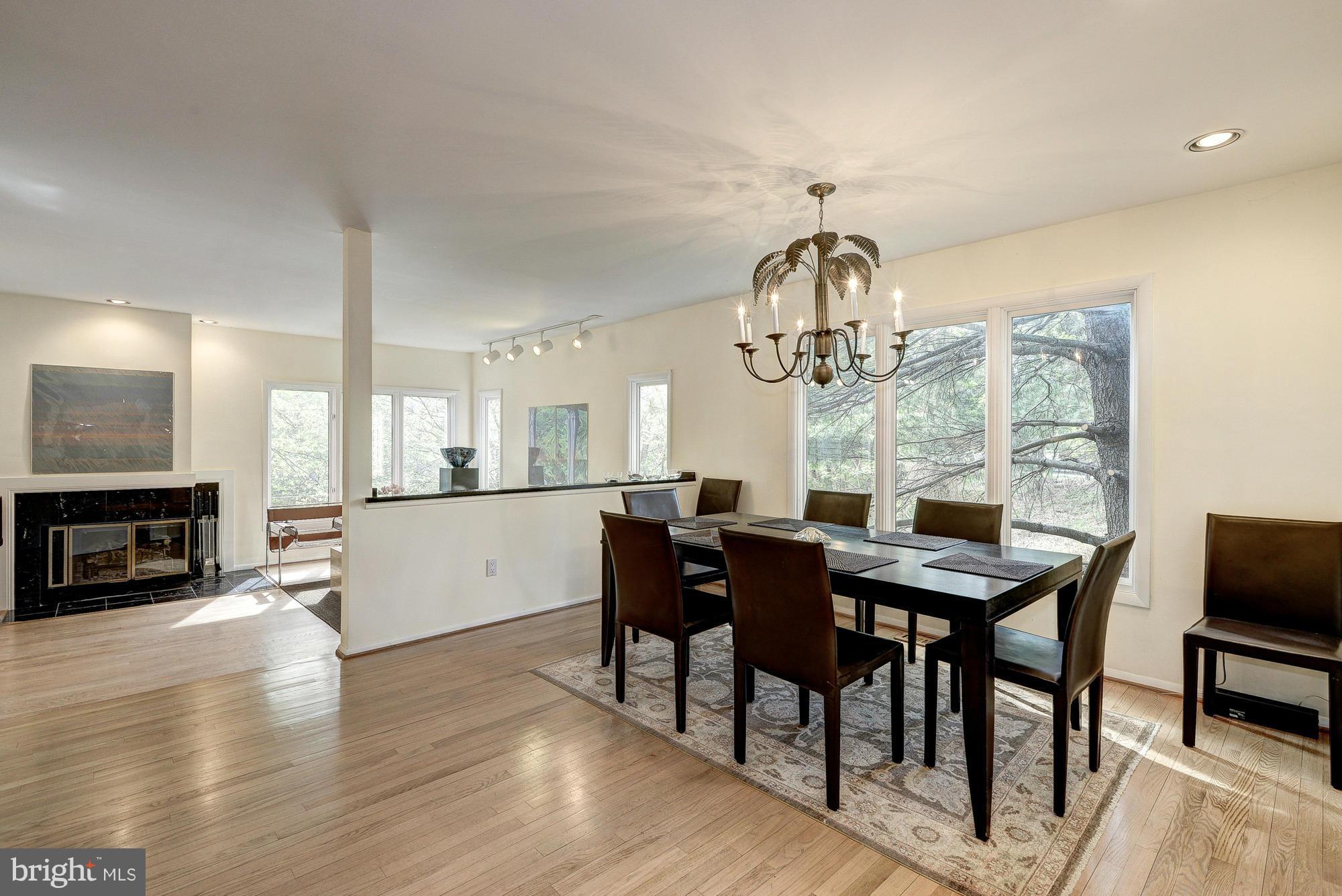 1907 Lakeport Way Reston, VA 20191 - Photo 11 of 30 Dining Room