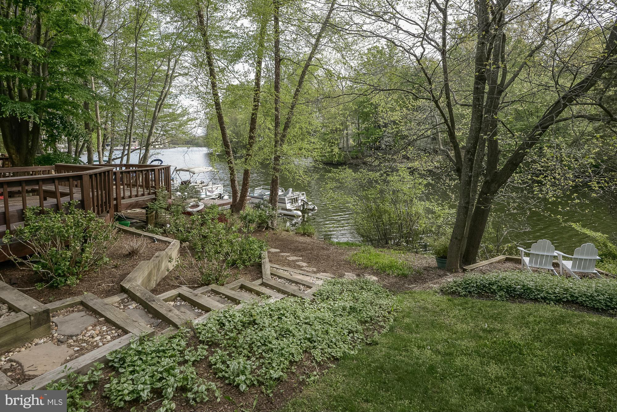 1907 Lakeport Way Reston, VA 20191 - Photo 3 of 30 Exterior (Rear)