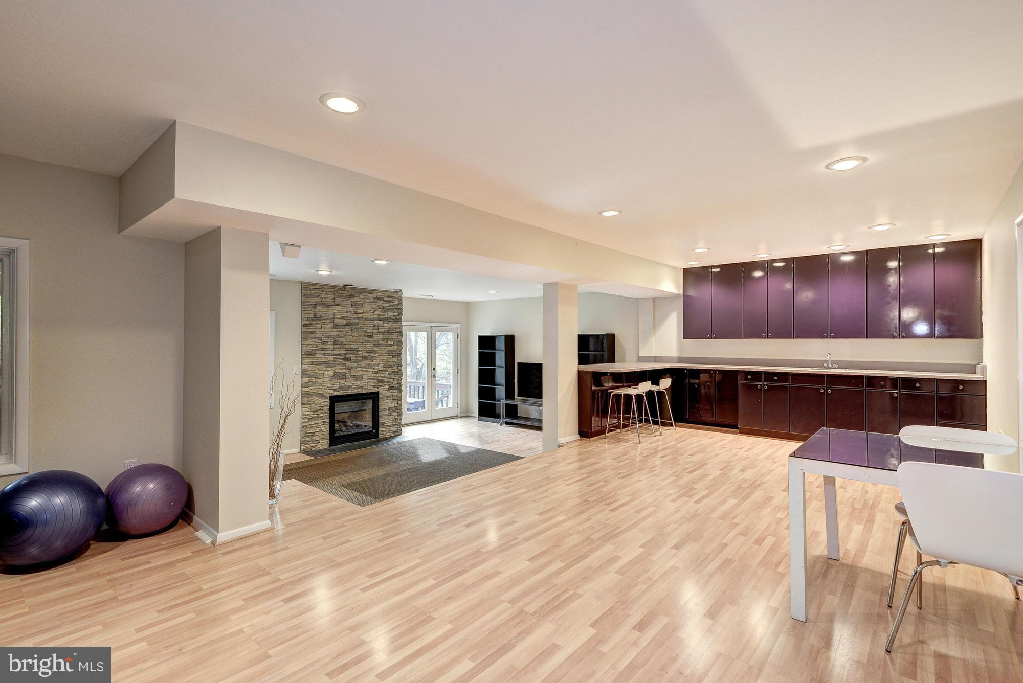 1907 Lakeport Way Reston, VA 20191 - Photo 22 of 30 Interior (General)