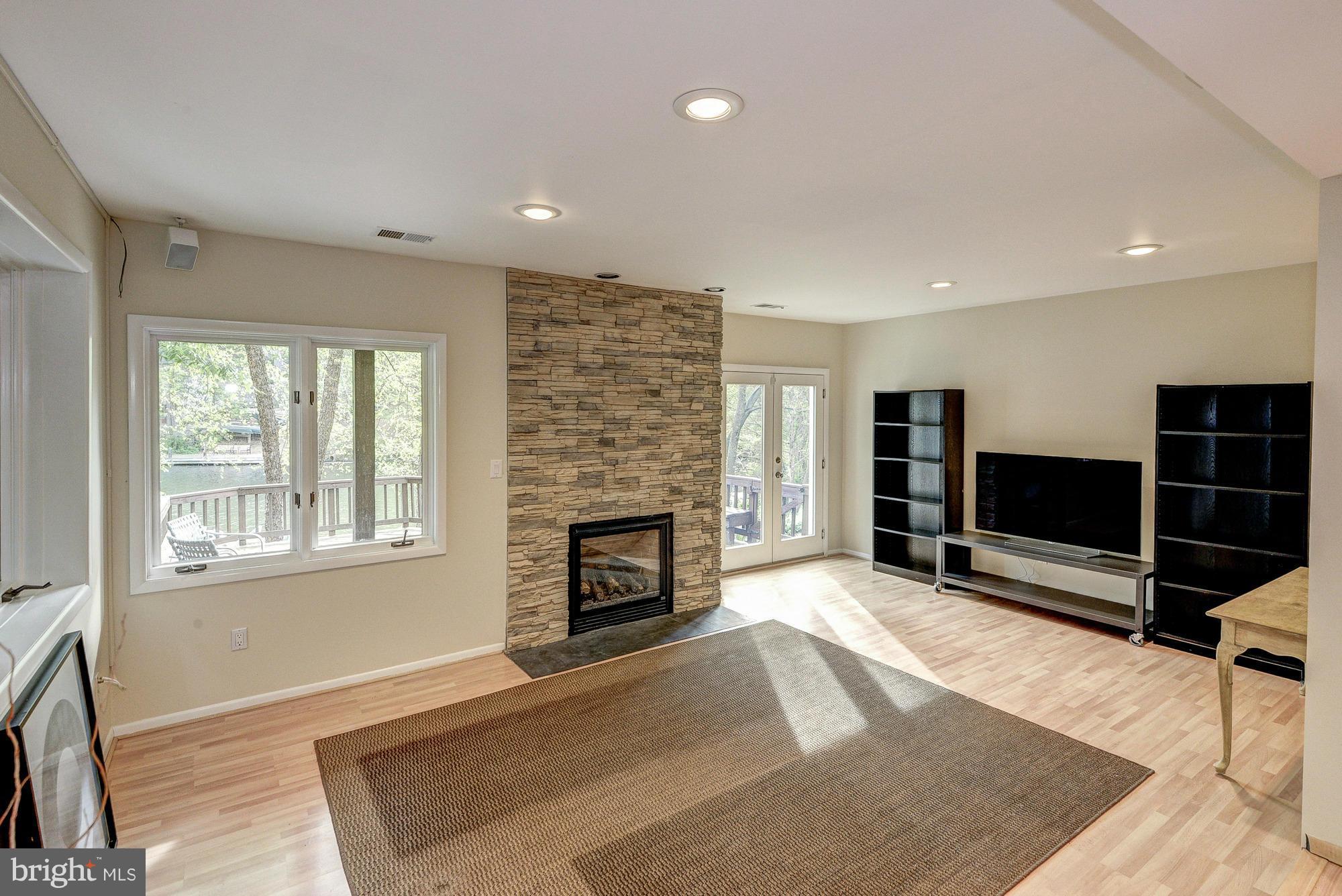 1907 Lakeport Way Reston, VA 20191 - Photo 23 of 30 Interior (General)