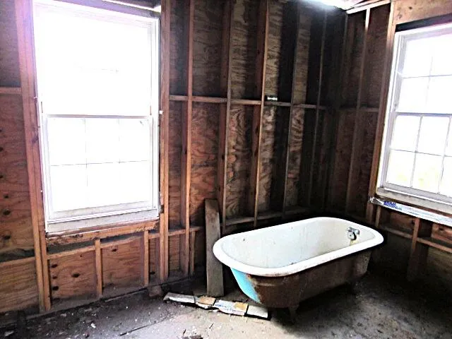 $699,000 | 16 North Hampstead Square, Charleston, SC 29403