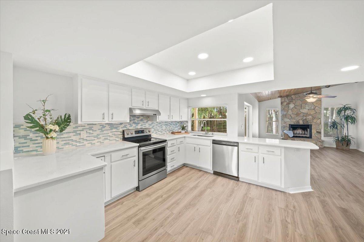 469 Coach Road Satellite Beach, FL 32937 - Photo 4 of 29 5