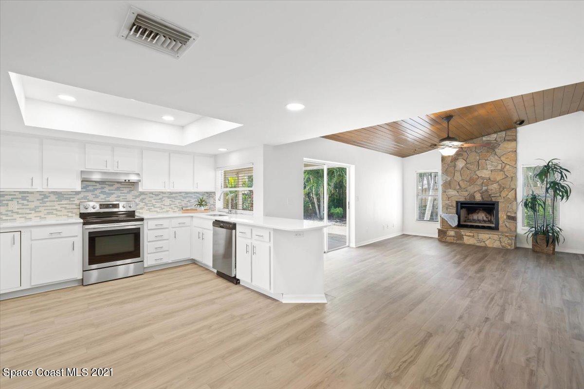 469 Coach Road Satellite Beach, FL 32937 - Photo 9 of 29 10