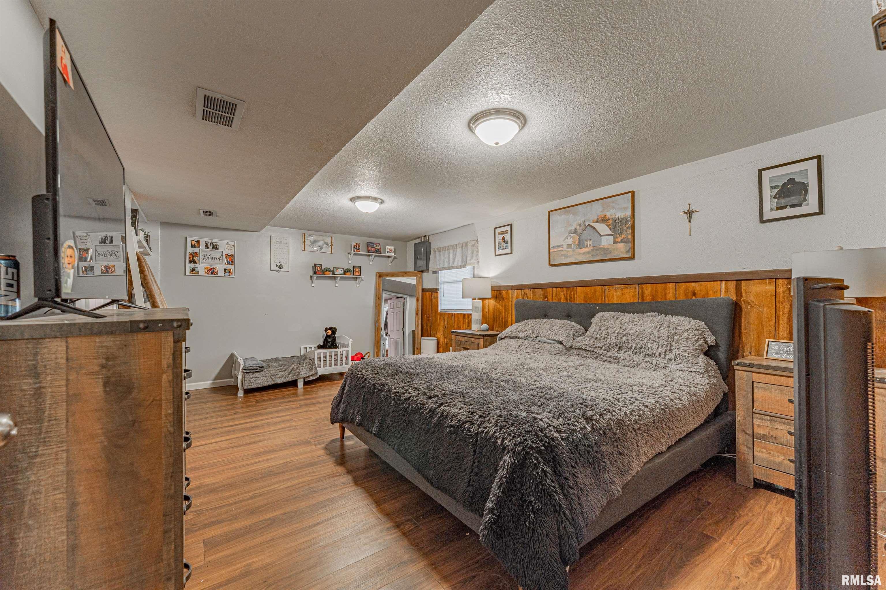 1955 East 2700 North Road Blue Mound, IL 62513 - Photo 31 of 50