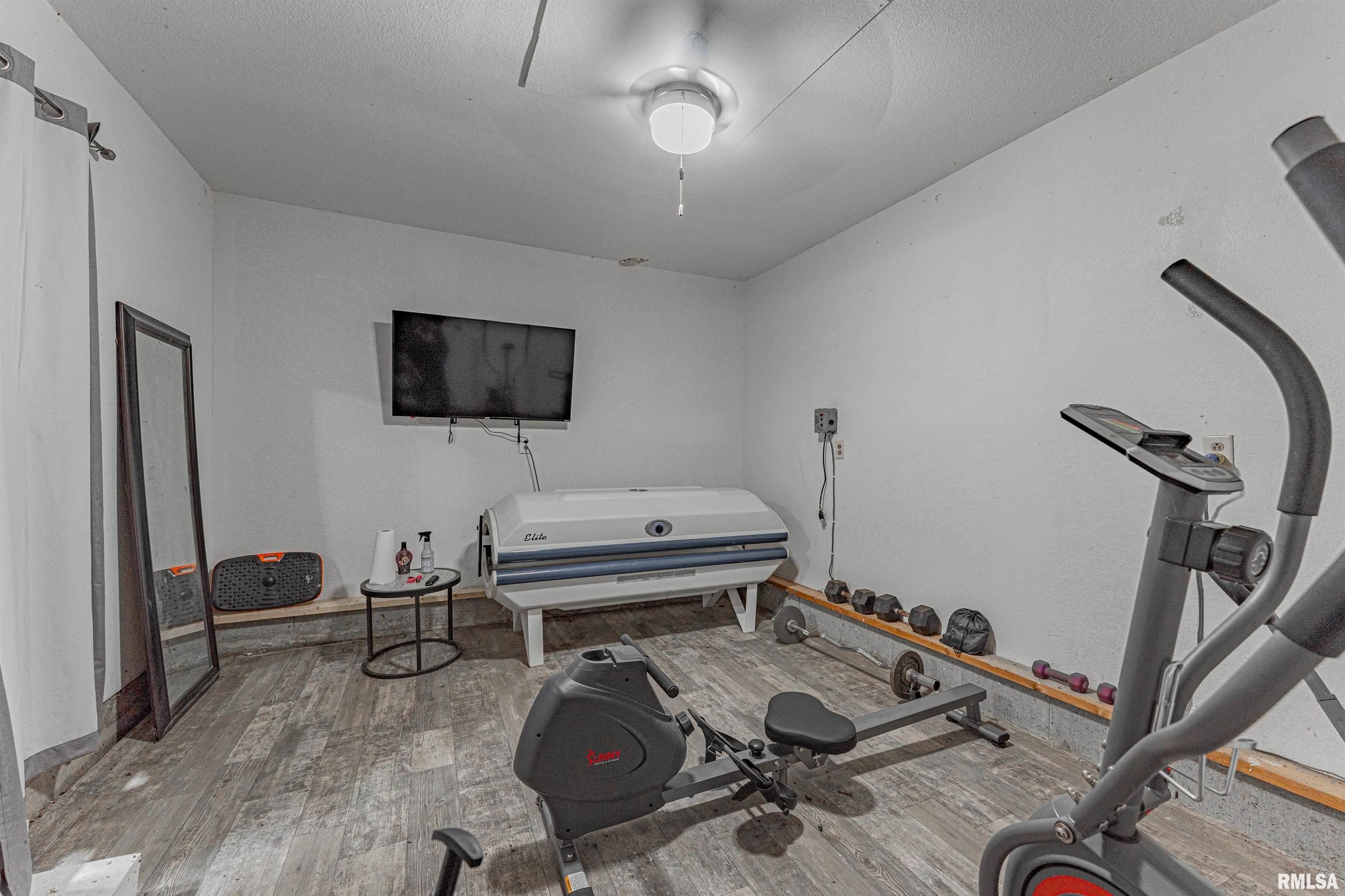 1955 East 2700 North Road Blue Mound, IL 62513 - Photo 45 of 50