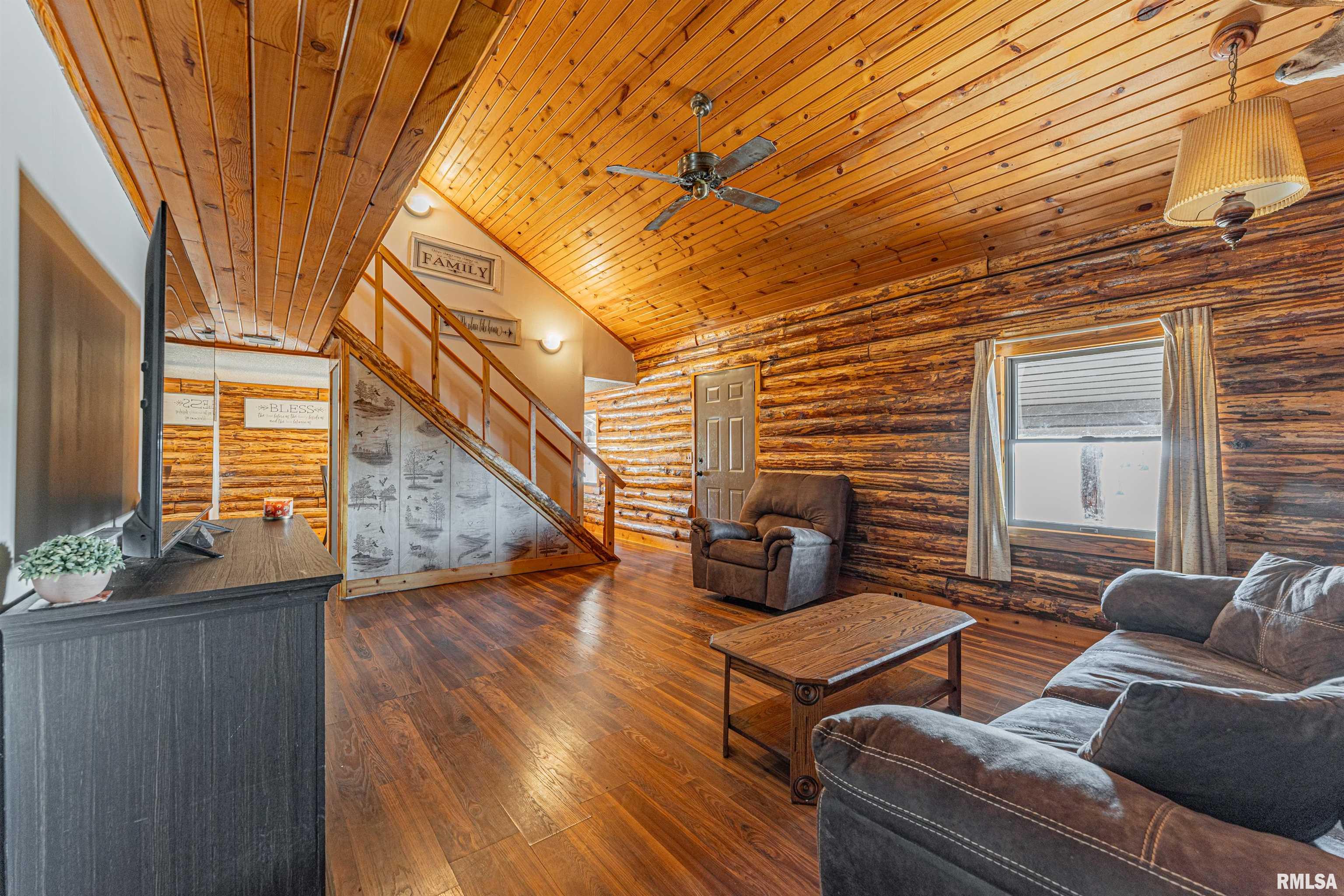 1955 East 2700 North Road Blue Mound, IL 62513 - Photo 8 of 50