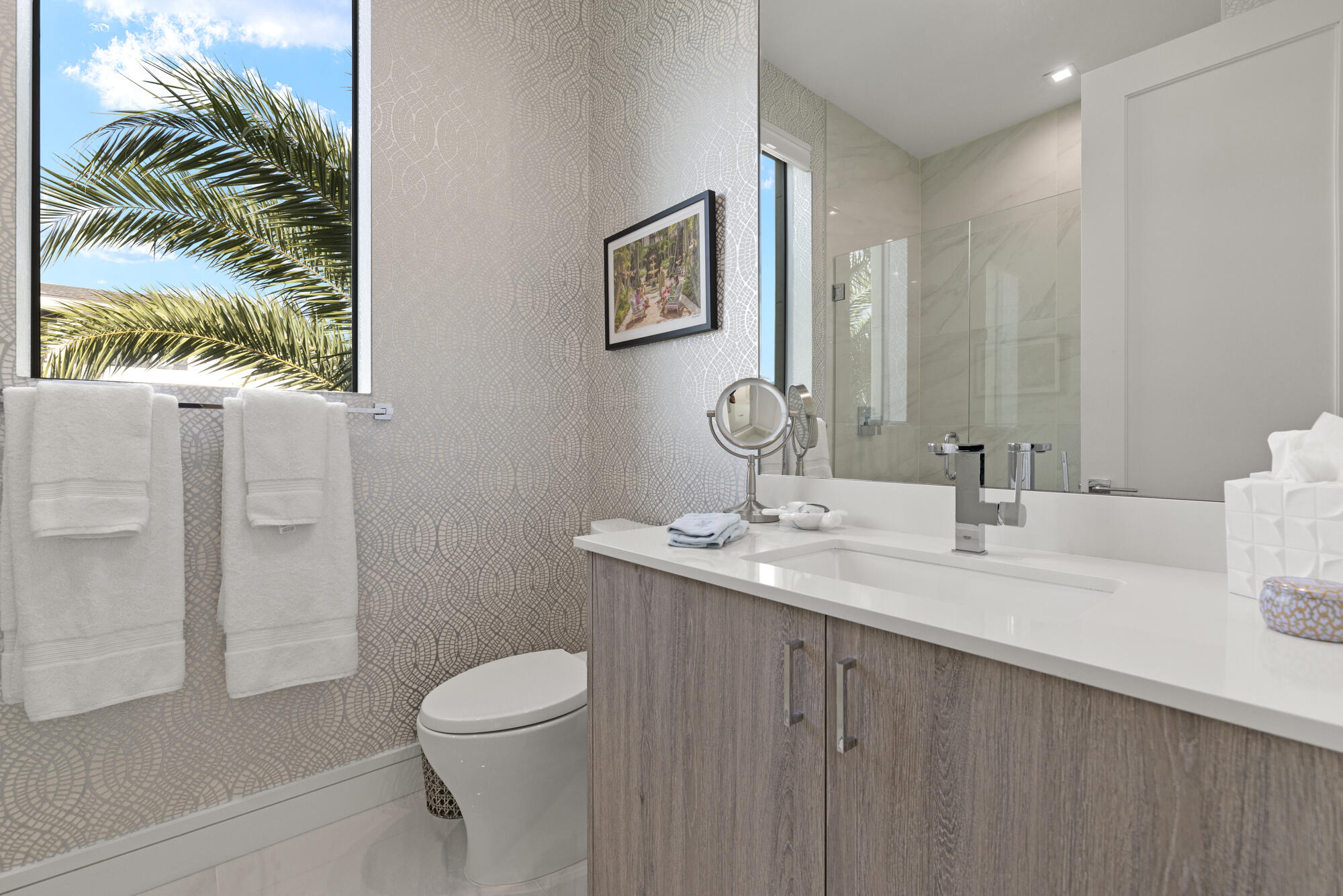 402 Ocean One Lane Juno Beach, FL 33408 - Photo 20 of 43 Guest Bath 1