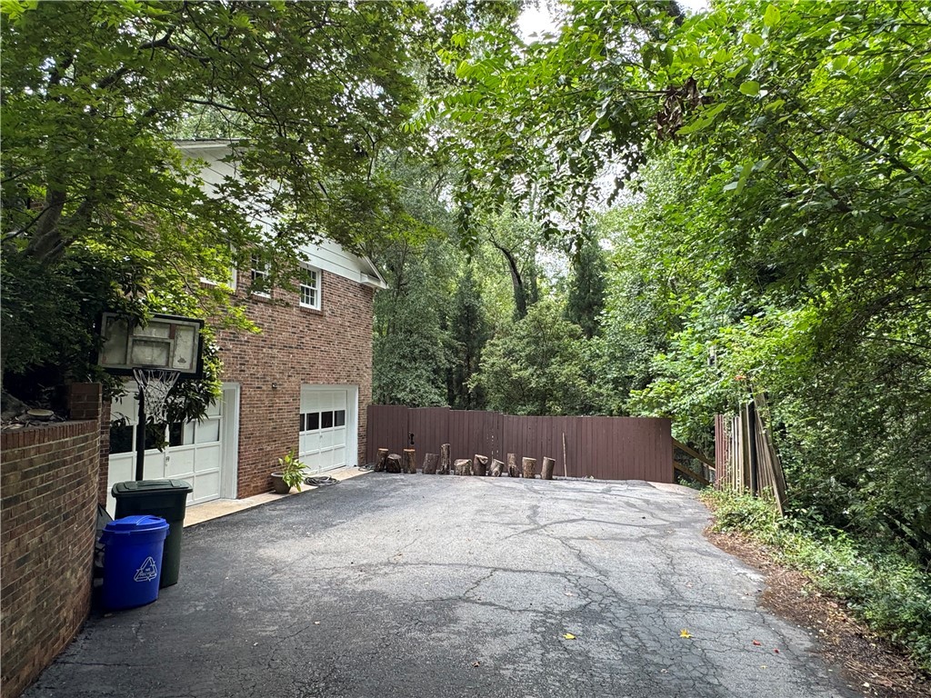 220 Camelot Road Clemson, SC 29631 - Photo 27 of 28