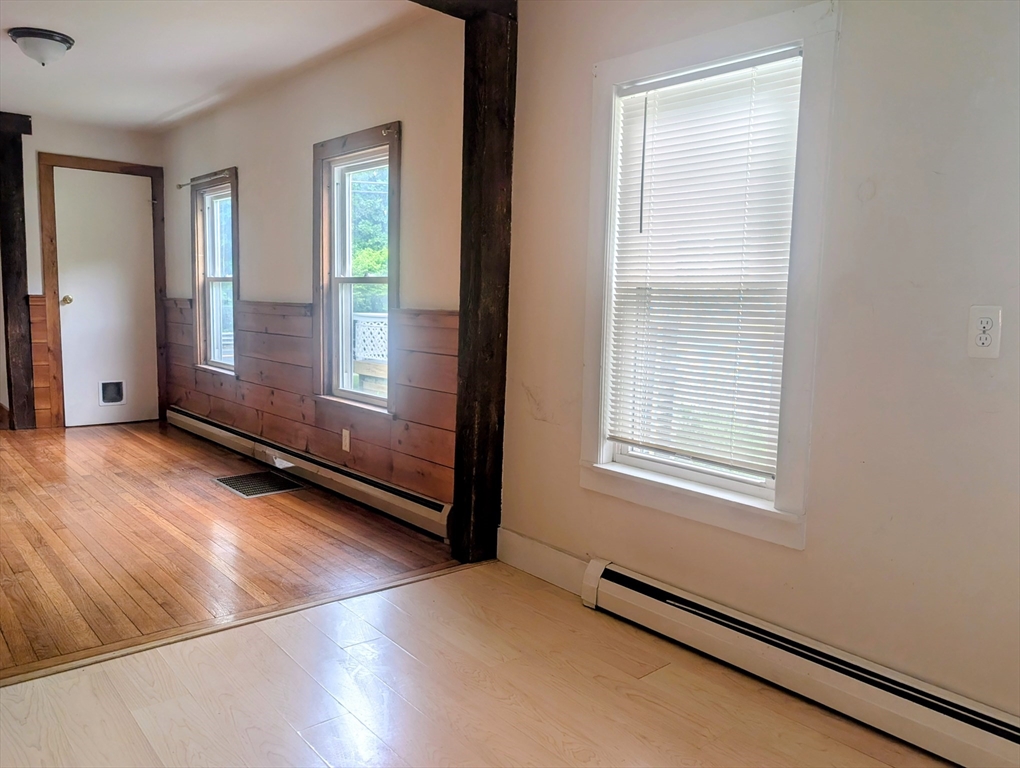 137 Main Street, Unit 1 Shelburne, MA 01370 - Photo 6 of 16