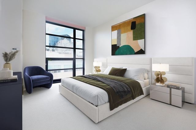 $1,300,000 | 580 Washington Street, Unit 1007, Boston, MA 02111