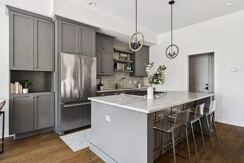 $935,000 | 206 South 10th Street, Nashville, TN 37206
