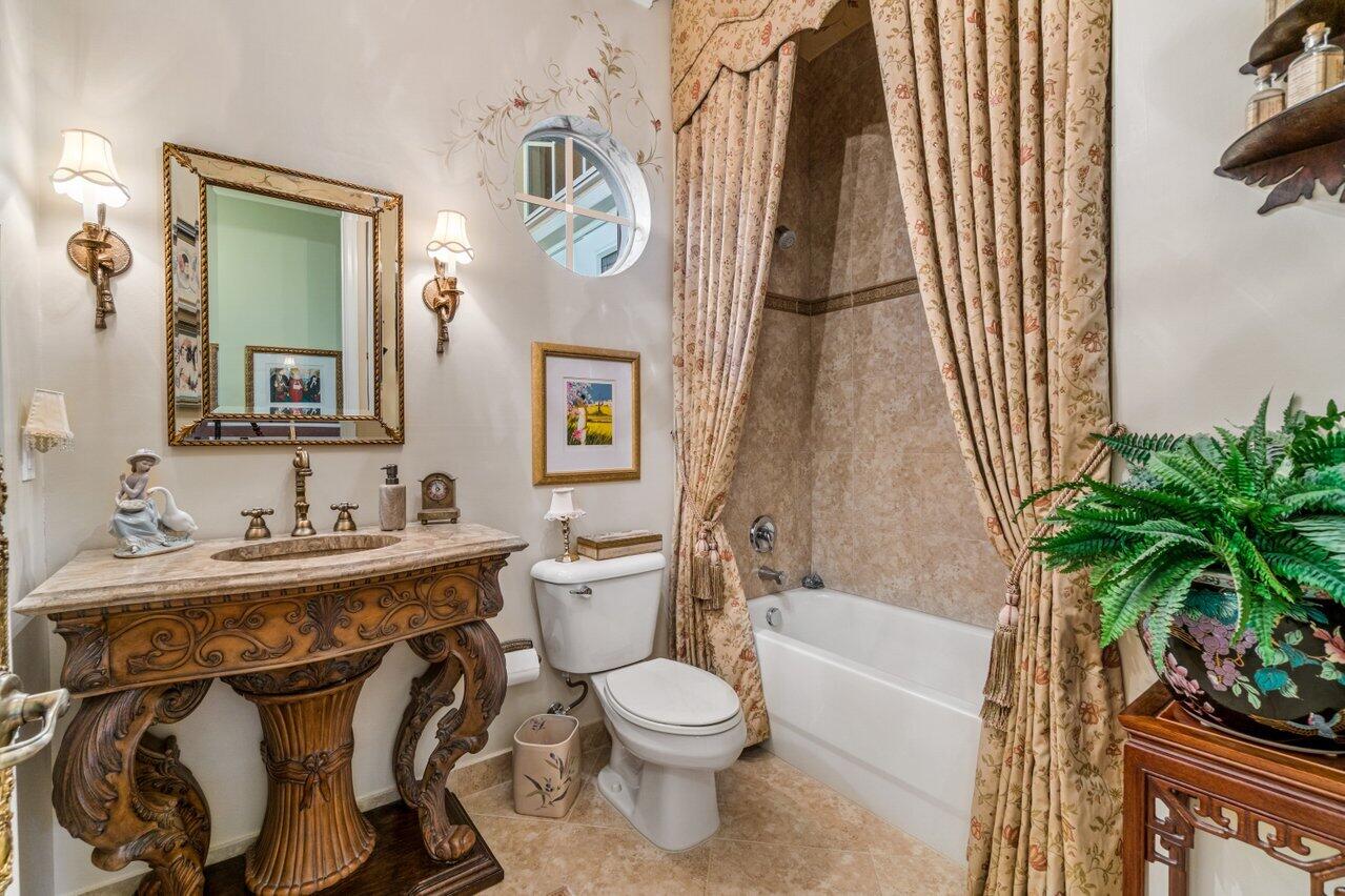 7071 Corning Circle Boynton Beach, FL 33437 - Photo 24 of 64 Bathroom 2