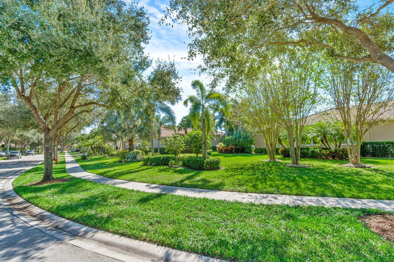 7071 Corning Circle Boynton Beach, FL 33437 - Photo 34 of 64 Neighboring Lot