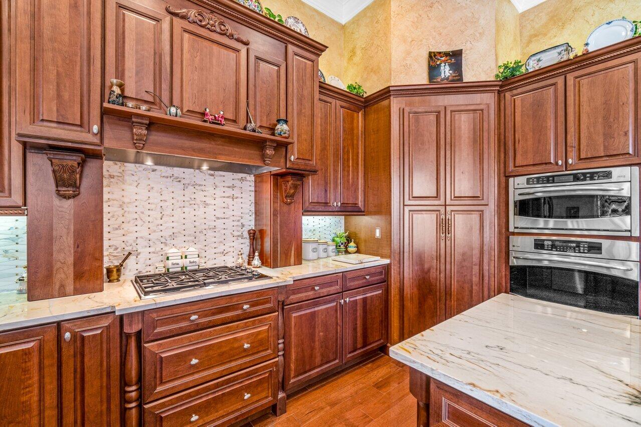 7071 Corning Circle Boynton Beach, FL 33437 - Photo 9 of 64 Kitchen