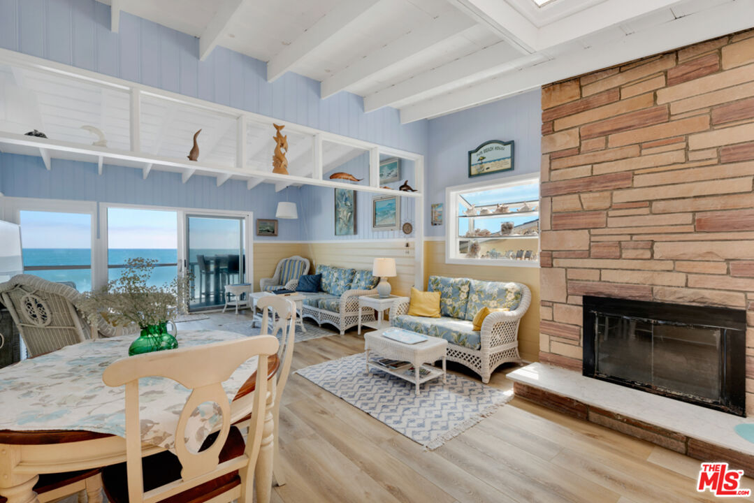 24528 Malibu Road Malibu, CA 90265 - Photo 19 of 68