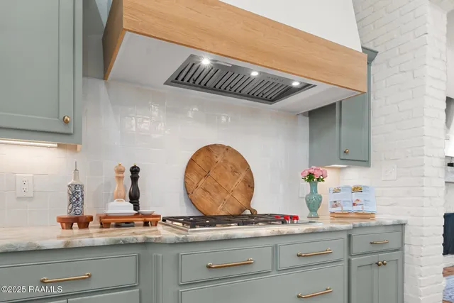 $1,295,000 | 405 Arabella Boulevard, Lafayette, LA 70508