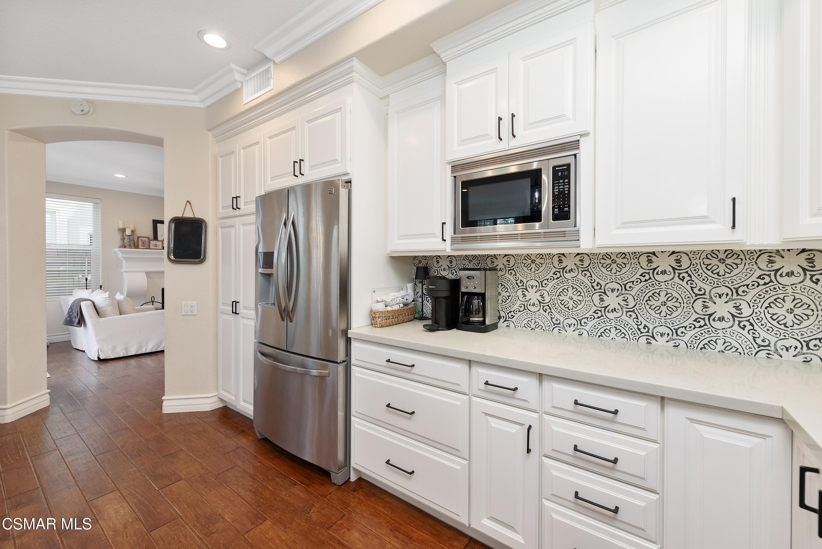 11343 Mapleridge Court Moorpark, CA 93021 - Photo 16 of 46 11343 Mapleridge Ct Moorpark-17