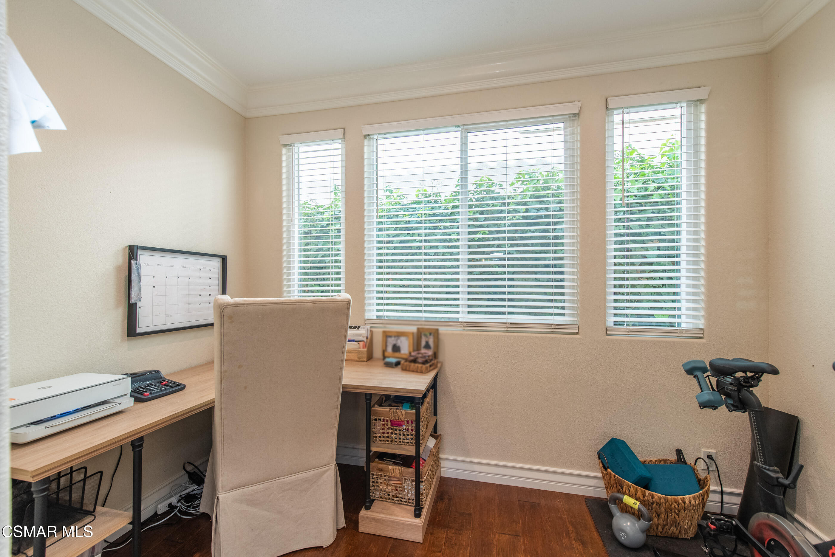 11343 Mapleridge Court Moorpark, CA 93021 - Photo 19 of 46 11343 Mapleridge Ct Moorpark-20