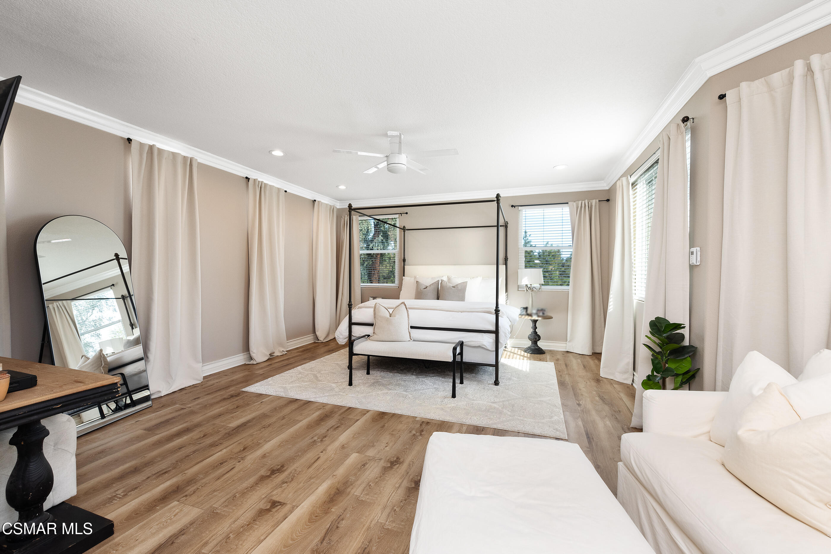 11343 Mapleridge Court Moorpark, CA 93021 - Photo 20 of 46 11343 Mapleridge Ct Moorpark-22