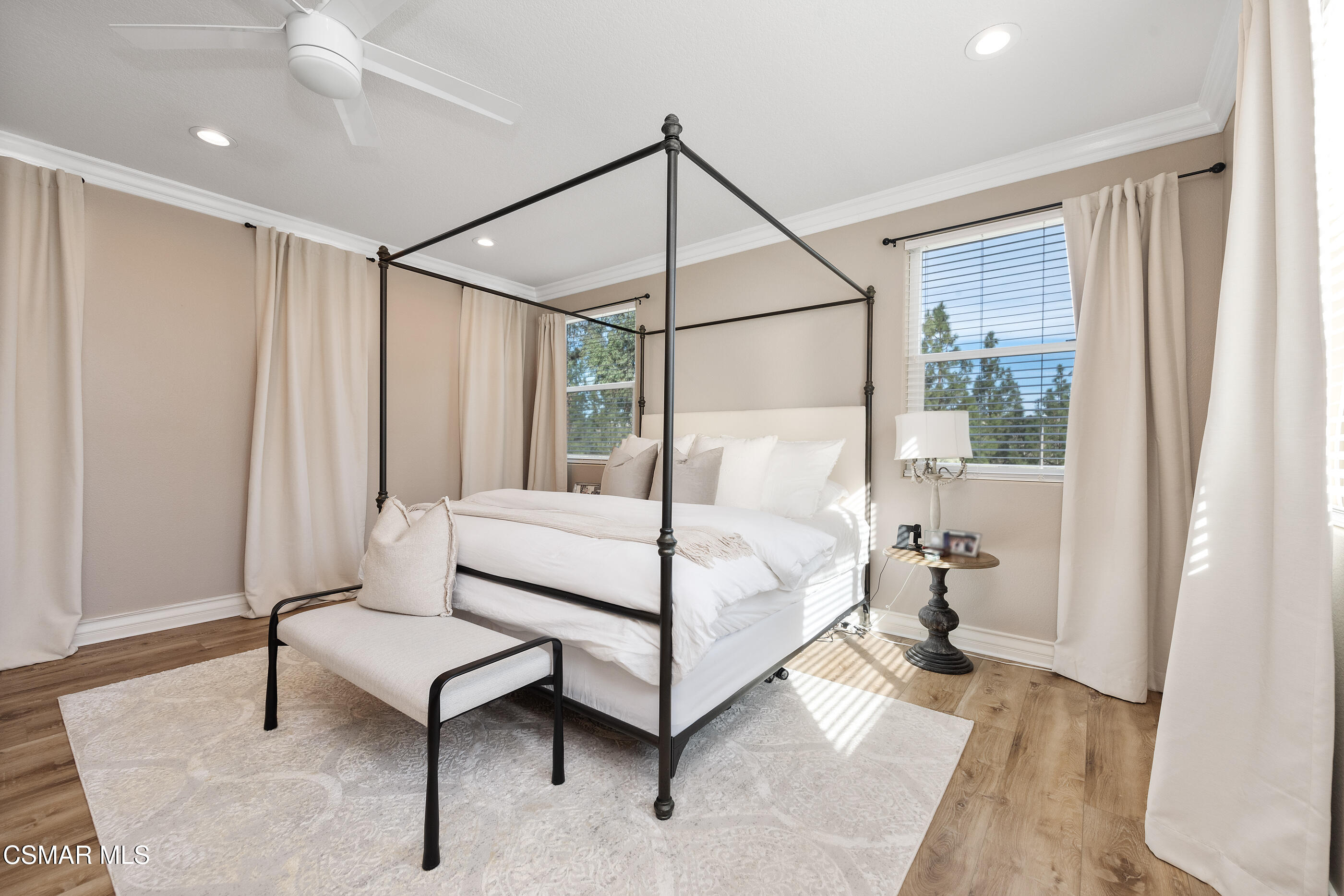 11343 Mapleridge Court Moorpark, CA 93021 - Photo 21 of 46 11343 Mapleridge Ct Moorpark-23