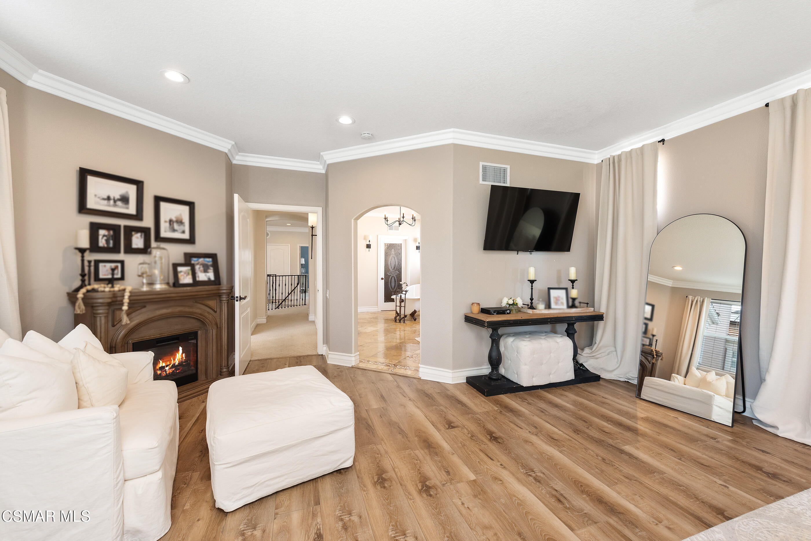 11343 Mapleridge Court Moorpark, CA 93021 - Photo 22 of 46 11343 Mapleridge Ct Moorpark-24