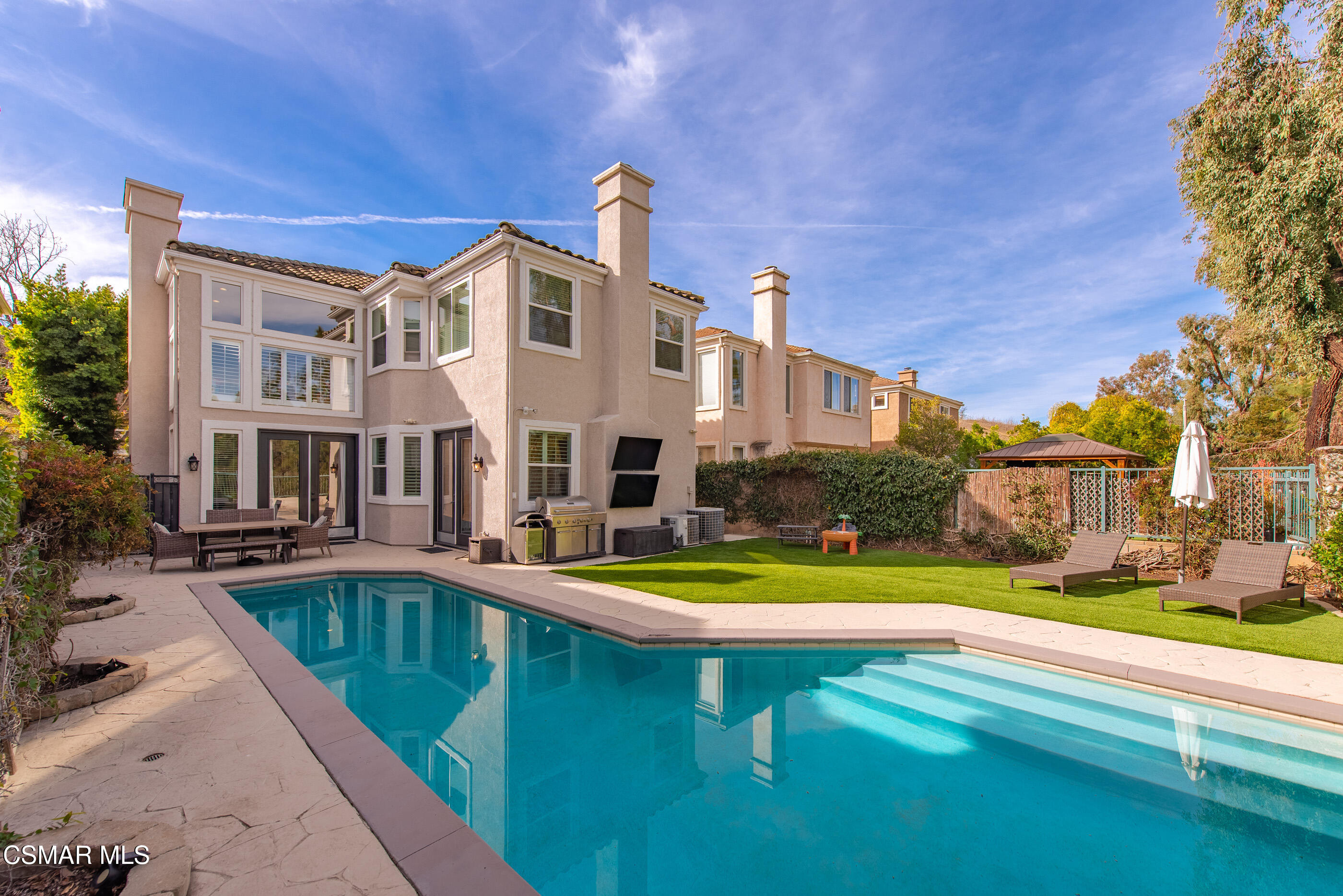 11343 Mapleridge Court Moorpark, CA 93021 - Photo 38 of 46 11343 Mapleridge Ct Moorpark-40