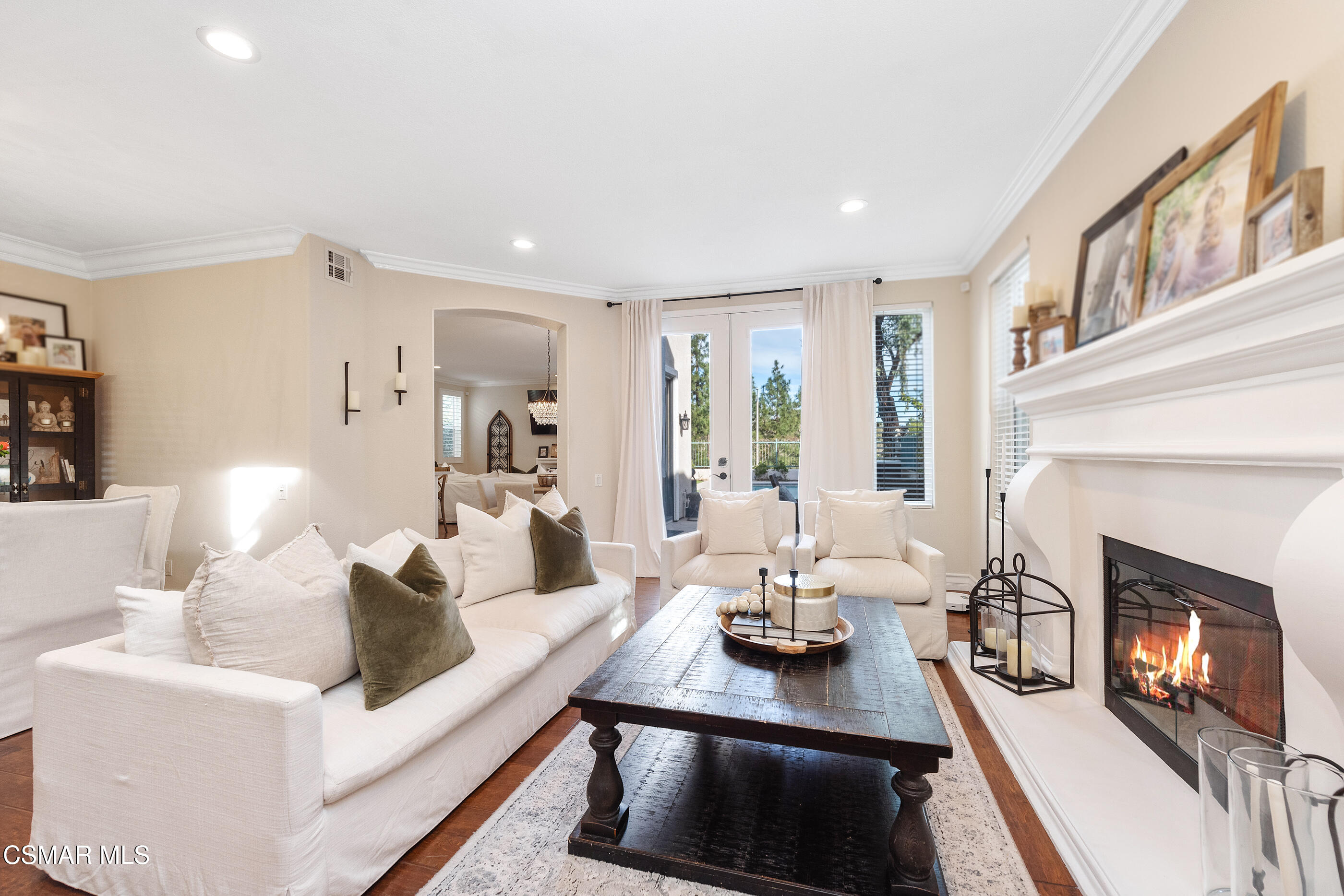 11343 Mapleridge Court Moorpark, CA 93021 - Photo 4 of 46 11343 Mapleridge Ct Moorpark-5