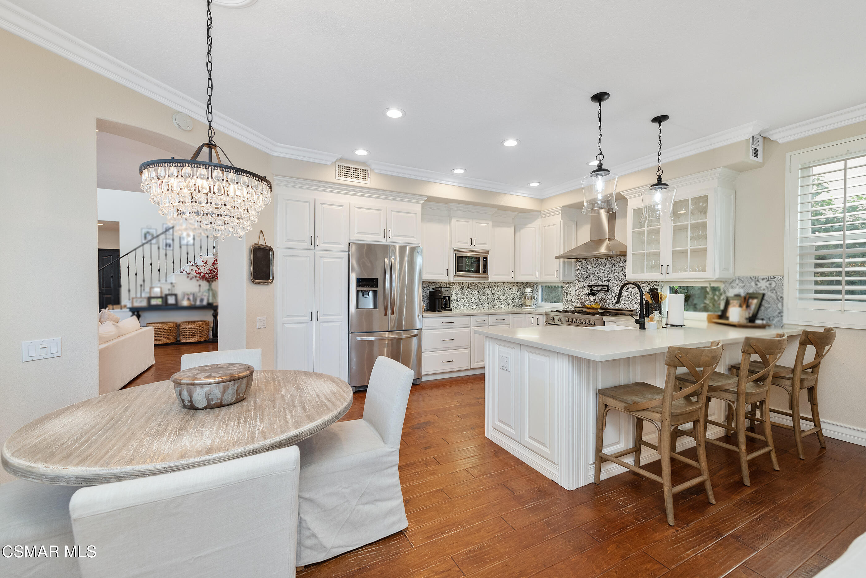 11343 Mapleridge Court Moorpark, CA 93021 - Photo 9 of 46 11343 Mapleridge Ct Moorpark-12