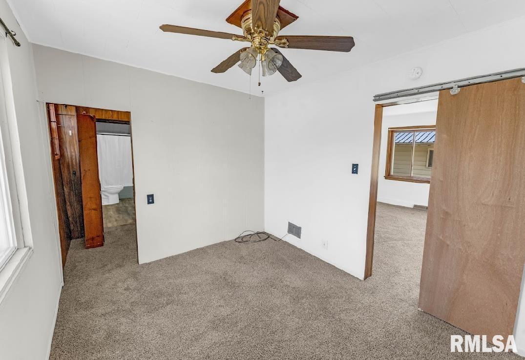 2823 North 3rd Street Clinton, IA 52732 - Photo 10 of 18