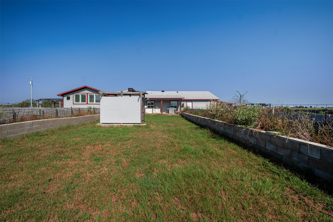 142 Zimmerhanzel Road Flatonia, TX 78941 - Photo 31 of 40 an aerial view of a house